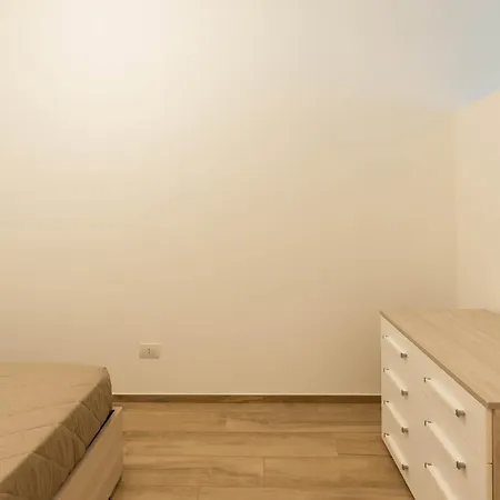 Apartment Dimora Rosselli - *
